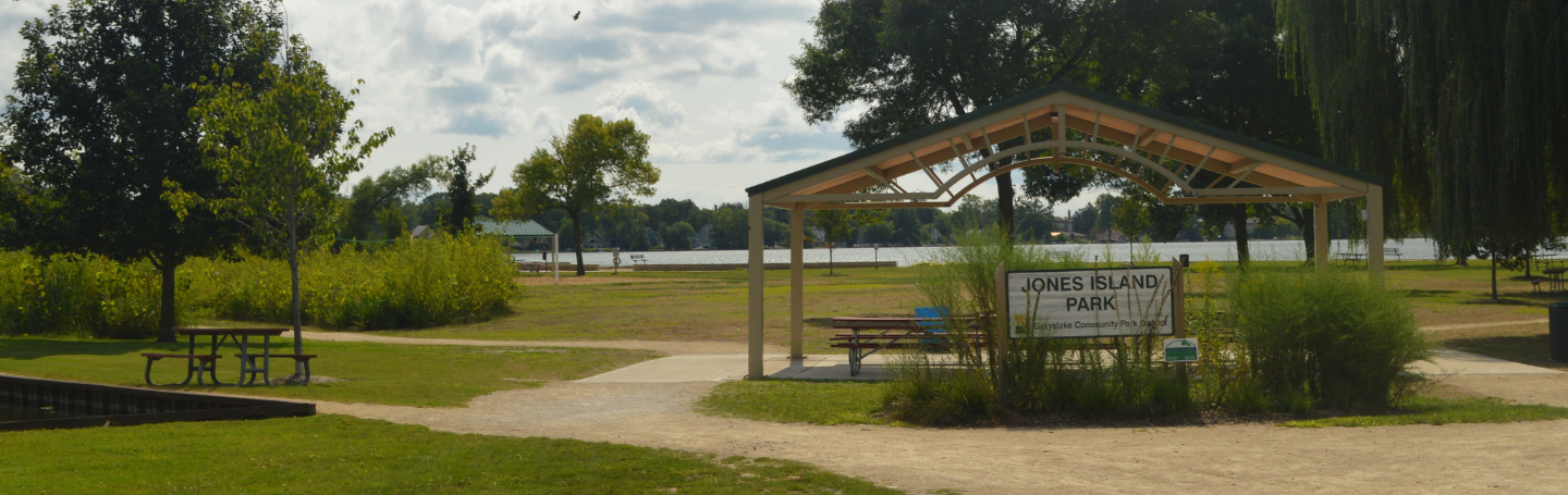 Jones Island Park picnic shelter
